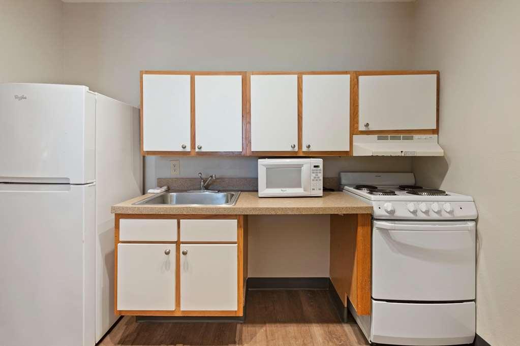 Extended Stay America Select Suites - Charlotte - University Place - E Mccullough Dr Номер фото