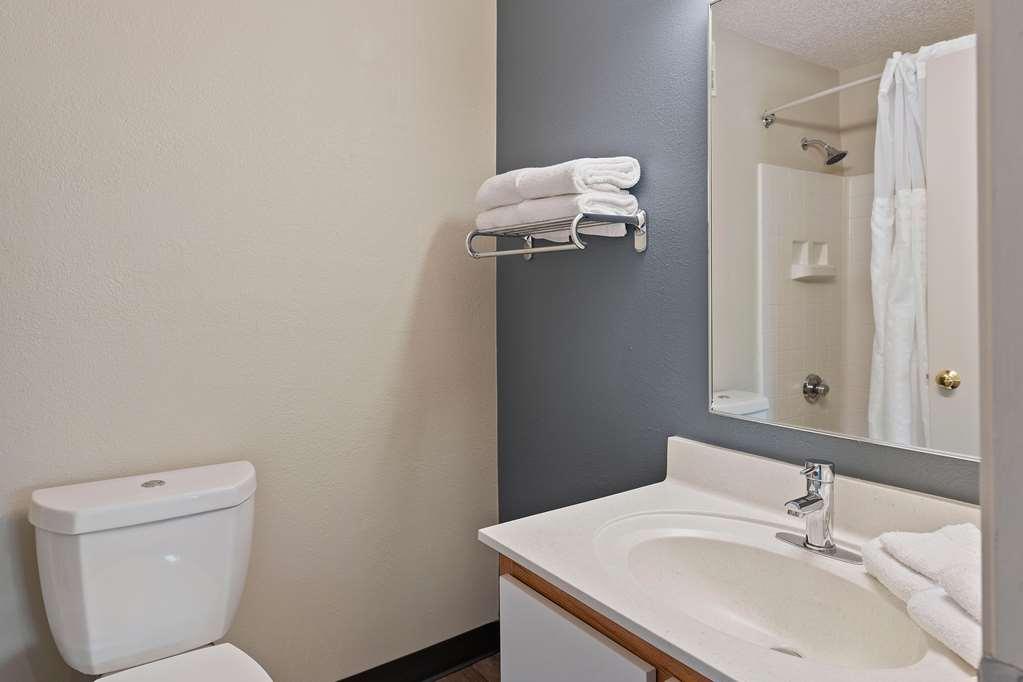 Extended Stay America Select Suites - Charlotte - University Place - E Mccullough Dr Экстерьер фото